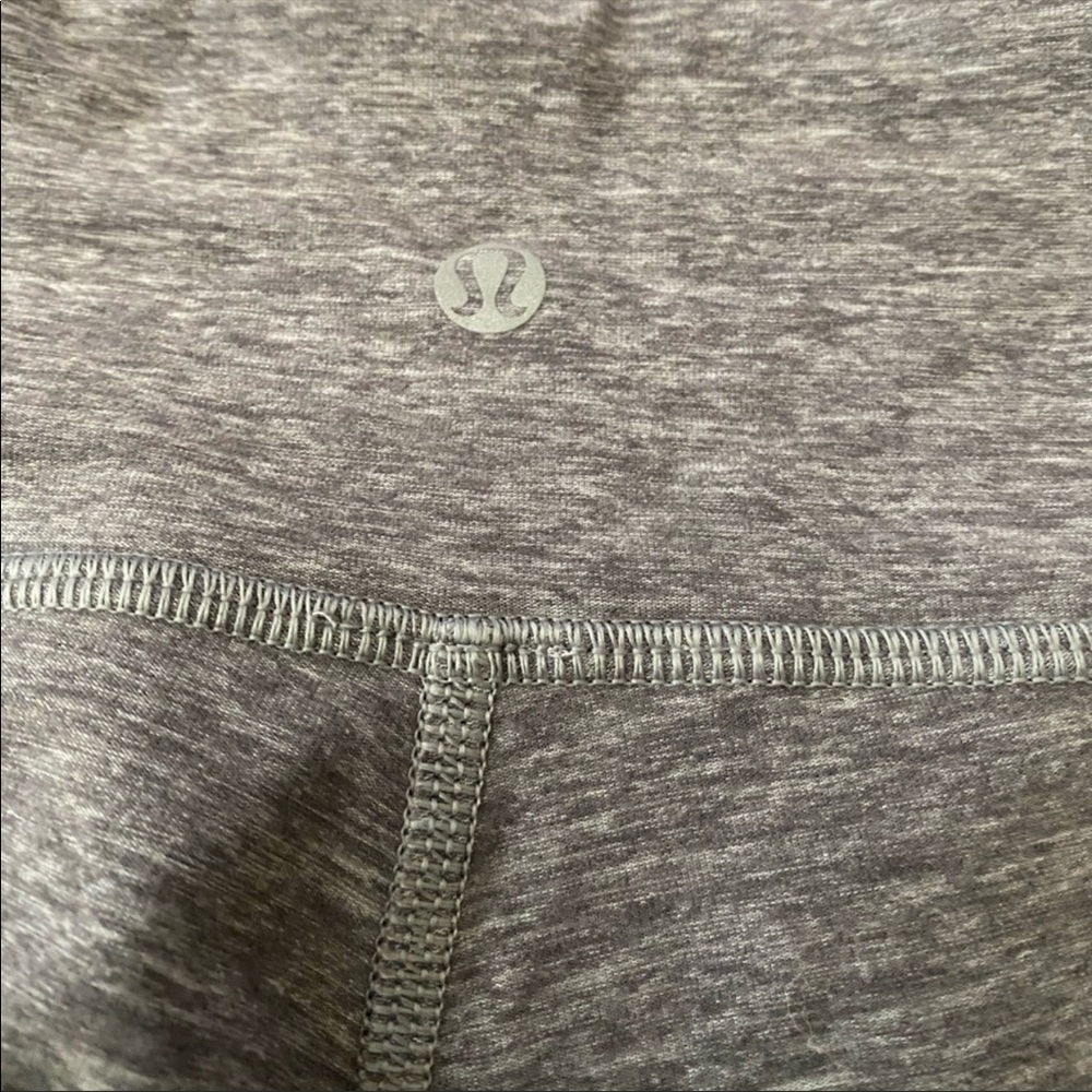 Gray lululemons